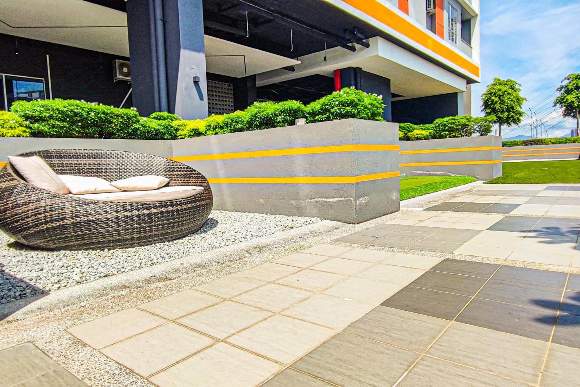 Cloud Deck At Pixel Sentral By Hck Kuala Lumpur