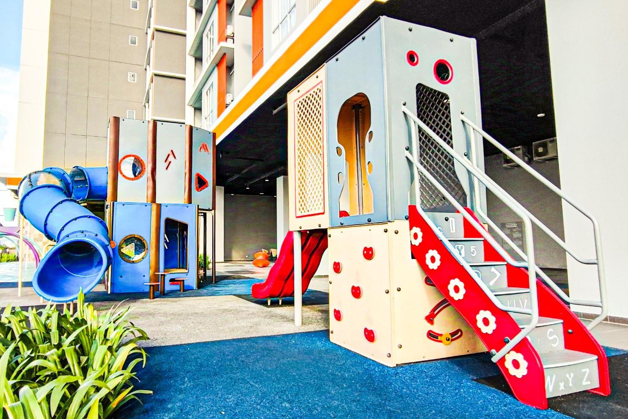 Pangsapuri Cloud Deck At Pixel Sentral By Hck
