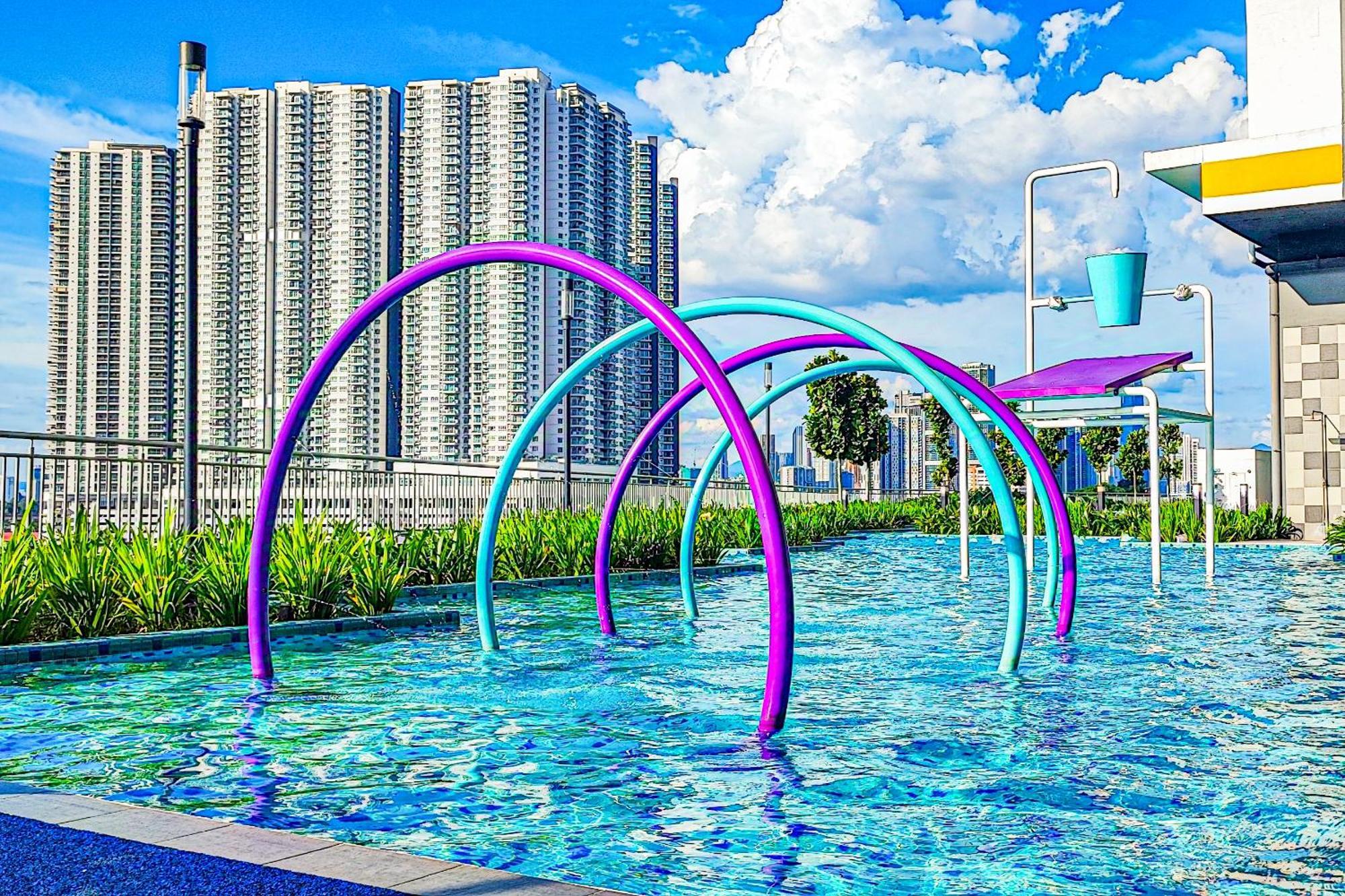 Cloud Deck At Pixel Sentral By Hck Pangsapuri Kuala Lumpur